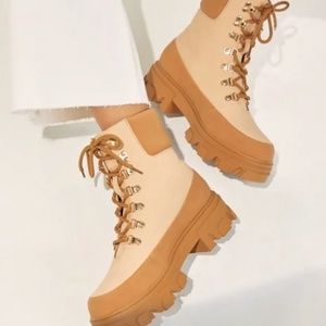 Pythios Lug Sole Hiker Boot